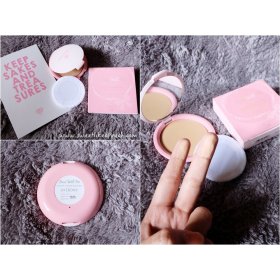 Bare With Me - Mineral Compact Powder (Light Beige)